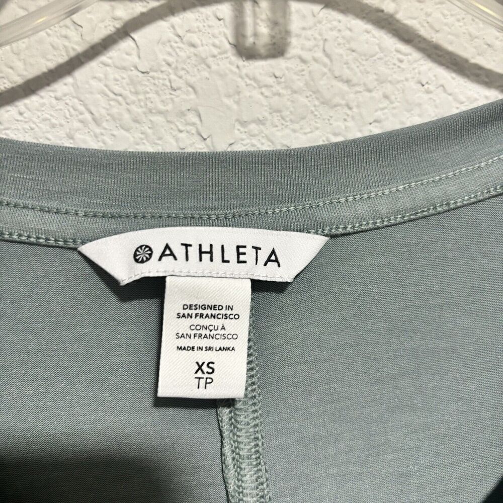Athleta Embody Twist Front Top Sage Green Size Xsmall Elbow Sleeve - Picture 3 of 8